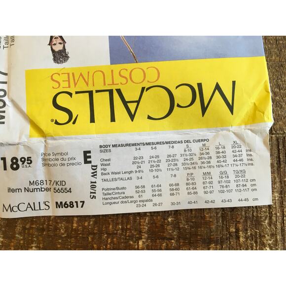 McCalls Sewing Pattern M6817 Scottish Princess Vampiress Costume Girls 3-8 UNCUT - Picture 3 of 3